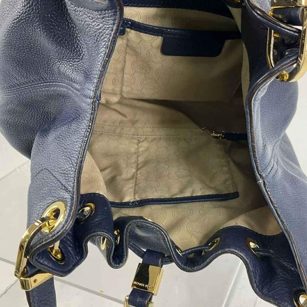 Michael Kors Mk Designer Camden Drawstring Bucket… - image 8